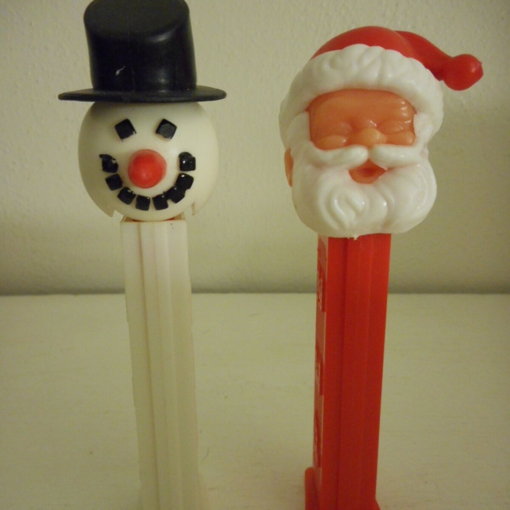 Vintage Santa and Snowman Pez with feet 1971-1992